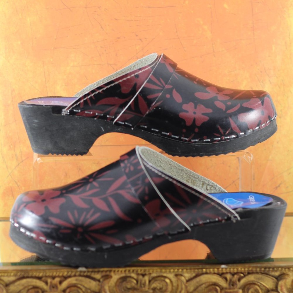 Cape Clogs Made in Sweden